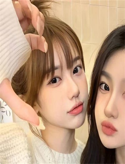 独家的探索埃洛伊塞的奥秘：隐藏细节与深层意义